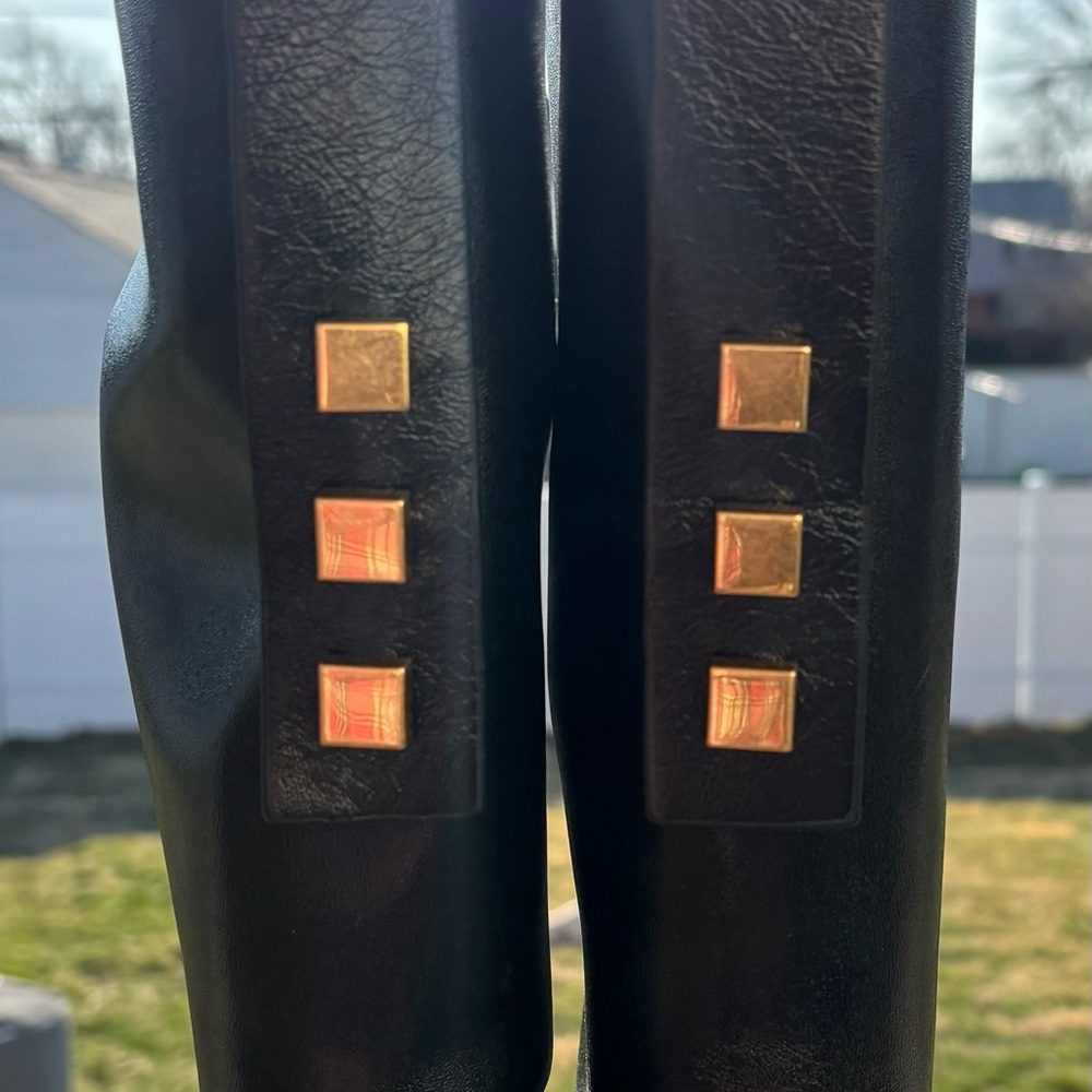 Stuart Weitzman Size 8 Griffin Studded Tall Black Rainboots - Picture 3 of 9